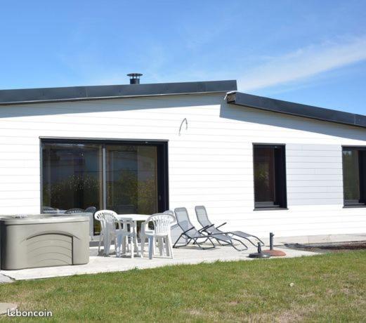 Maison Bord De Mer Avec Jacuzzi Névez Kültér fotó